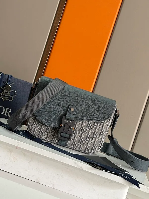 All categories 💚 Top version men’s bags 💚 DIOR 2025 official website new DIOR crossbody bag