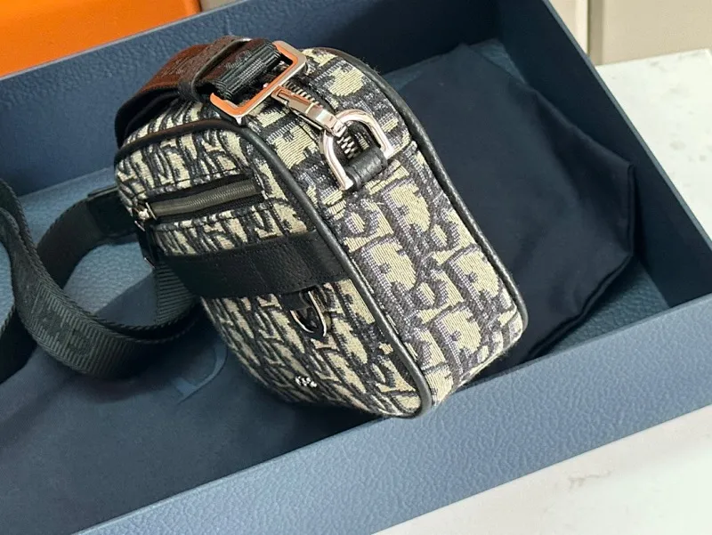 All categories 💚 Top version men’s bags 💚 DIOR 2025 official website new DIOR crossbody bag