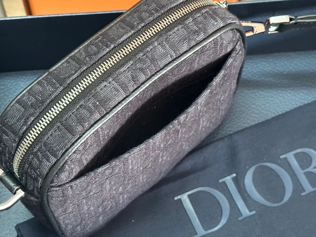 All categories 💚 Top version men’s bags 💚 DIOR 2025 official website new DIOR crossbody bag
