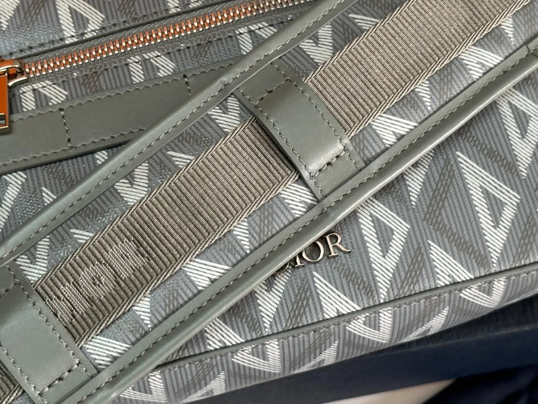 All categories 💚 Top version men’s bags 💚 DIOR 2025 official website new DIOR crossbody bag