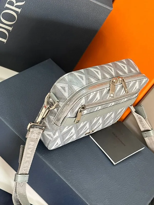 All categories 💚 Top version men’s bags 💚 DIOR 2025 official website new DIOR crossbody bag