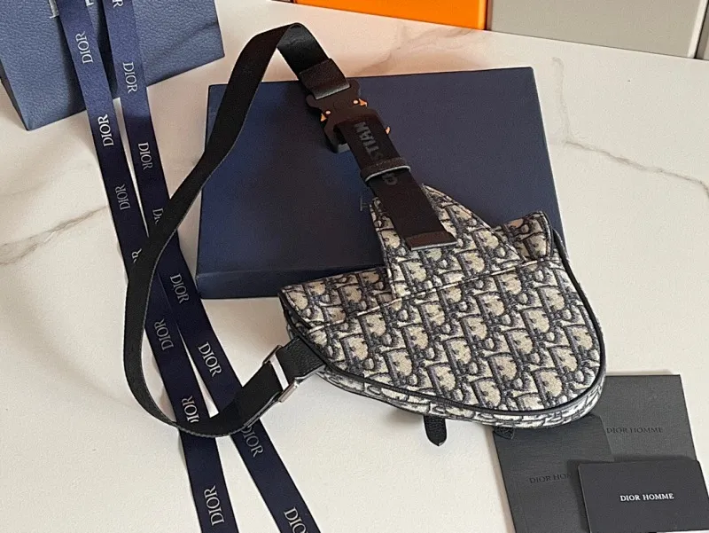 All categories 💚 Top version men’s bags 💚 DIOR 2025 official website new DIOR crossbody bag