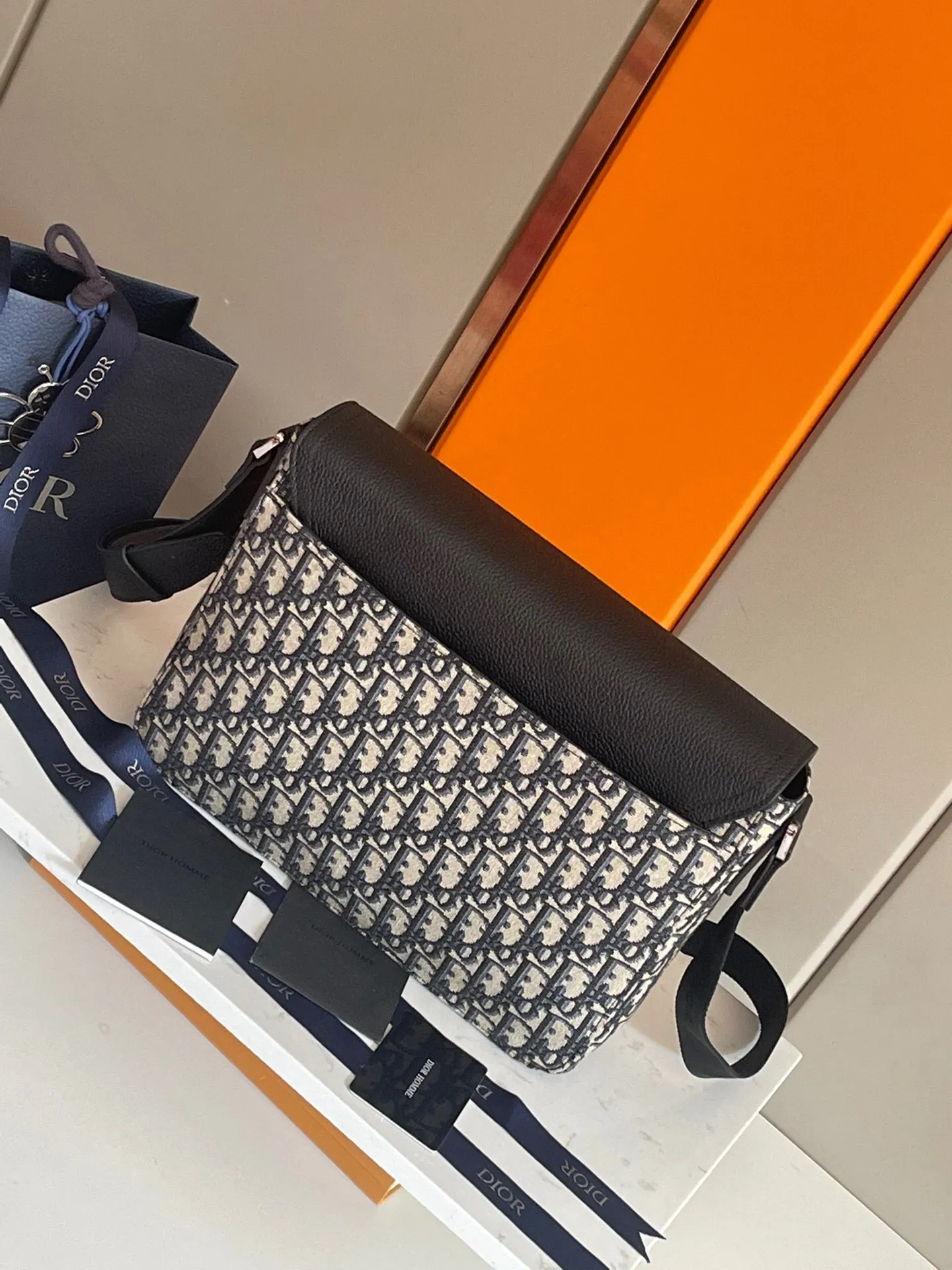 All categories 💚 Top version men’s bags 💚 DIOR 2025 official website new DIOR crossbody bag