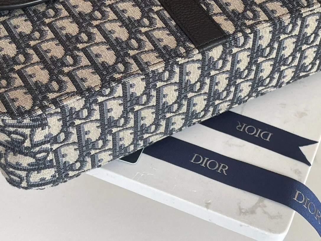 All categories 💚 Top version men’s bags 💚 DIOR 2025 official website new DIOR crossbody bag