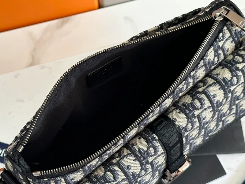All categories 💚 Top version men’s bags 💚 DIOR 2025 official website new DIOR crossbody bag