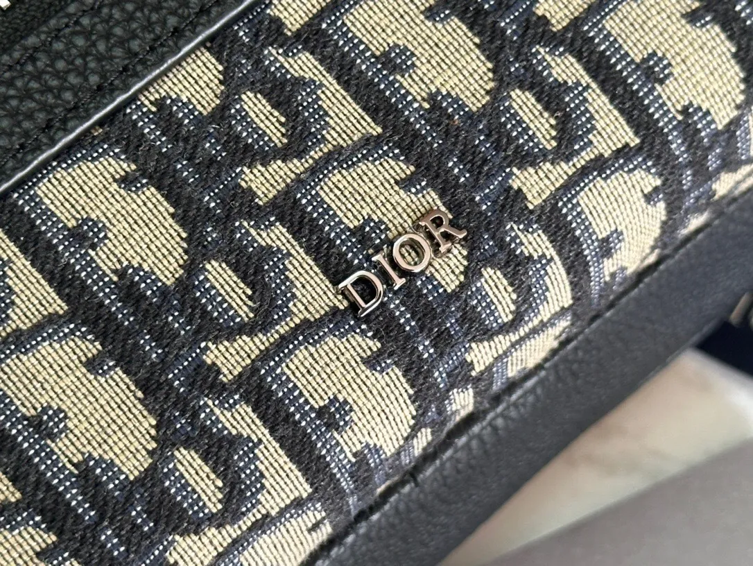 All categories 💚 Top version men’s bags 💚 DIOR 2025 official website new DIOR crossbody bag