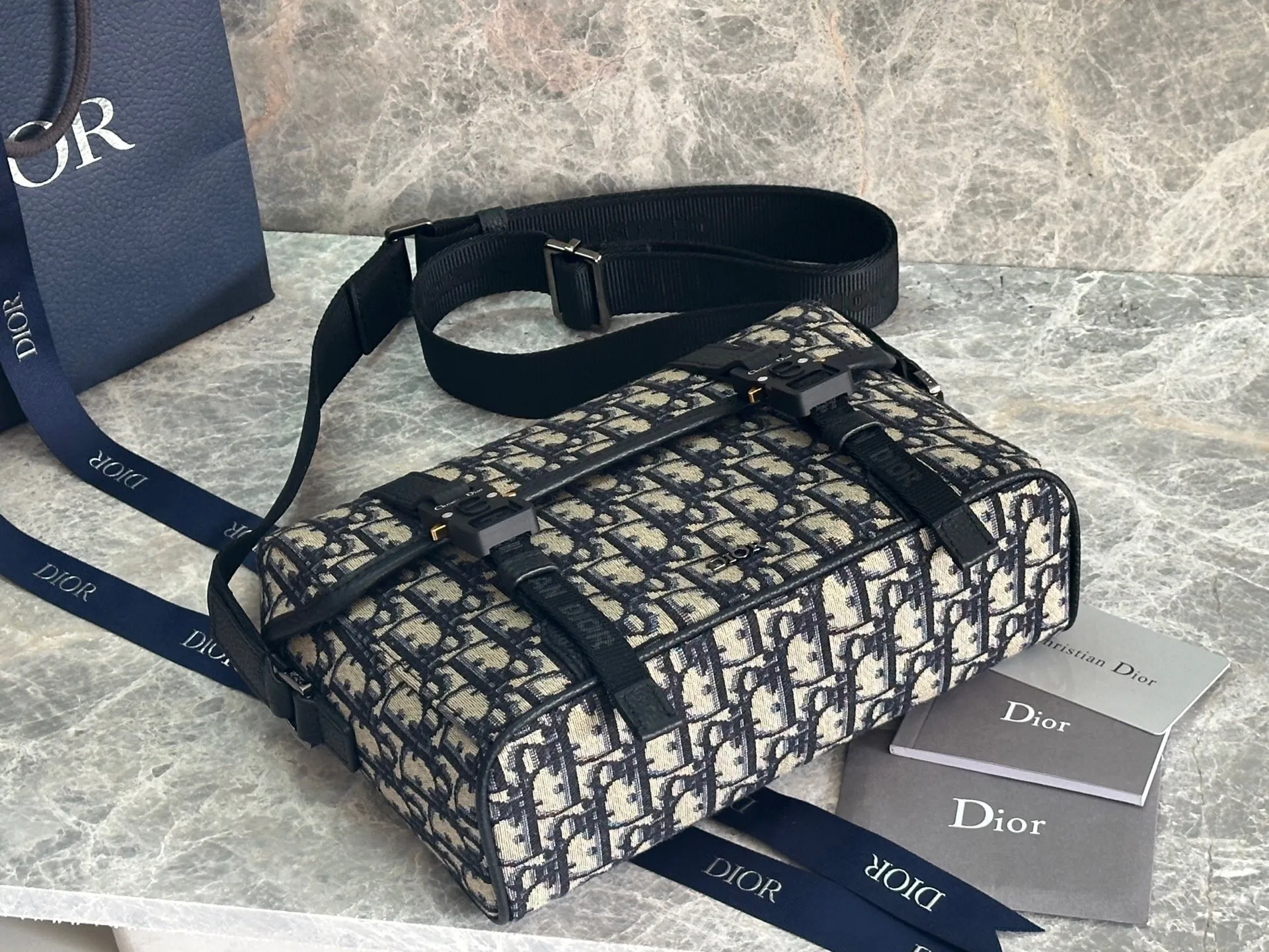 All categories 💚 Top version men’s bags 💚 DIOR 2025 official website new DIOR crossbody bag