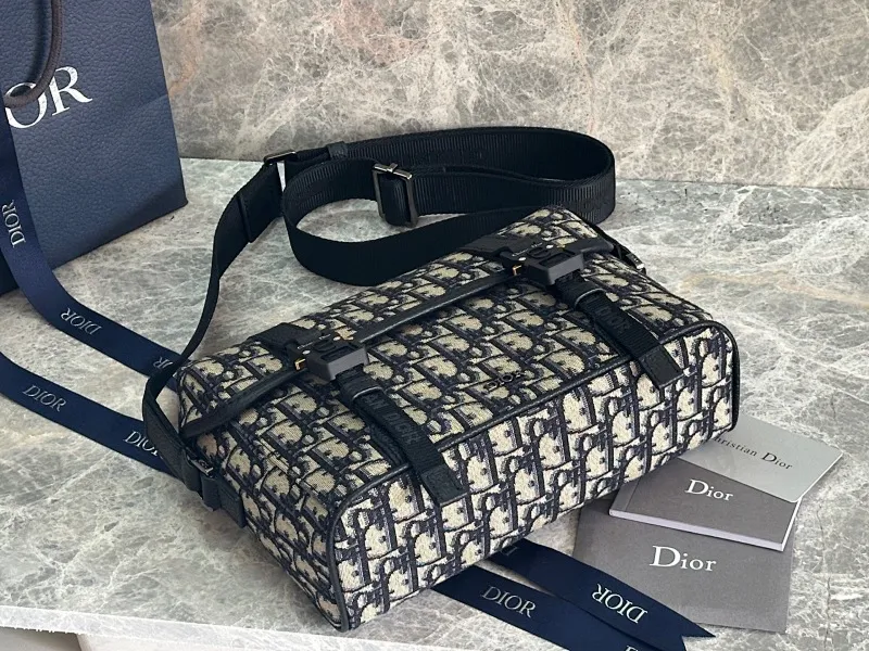 All categories 💚 Top version men’s bags 💚 DIOR 2025 official website new DIOR crossbody bag