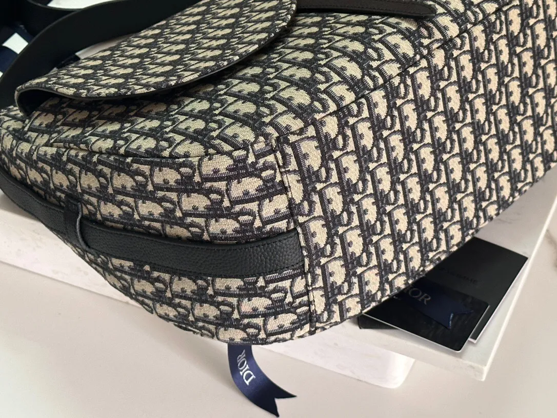 All categories 💚 Top version men’s bags 💚 DIOR 2025 official website new DIOR crossbody bag