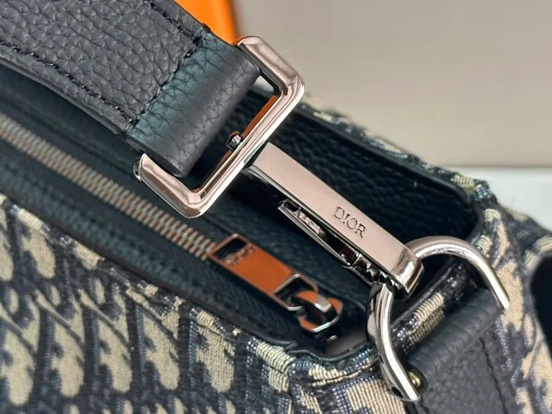 All categories 💚 Top version men’s bags 💚 DIOR 2025 official website new DIOR crossbody bag