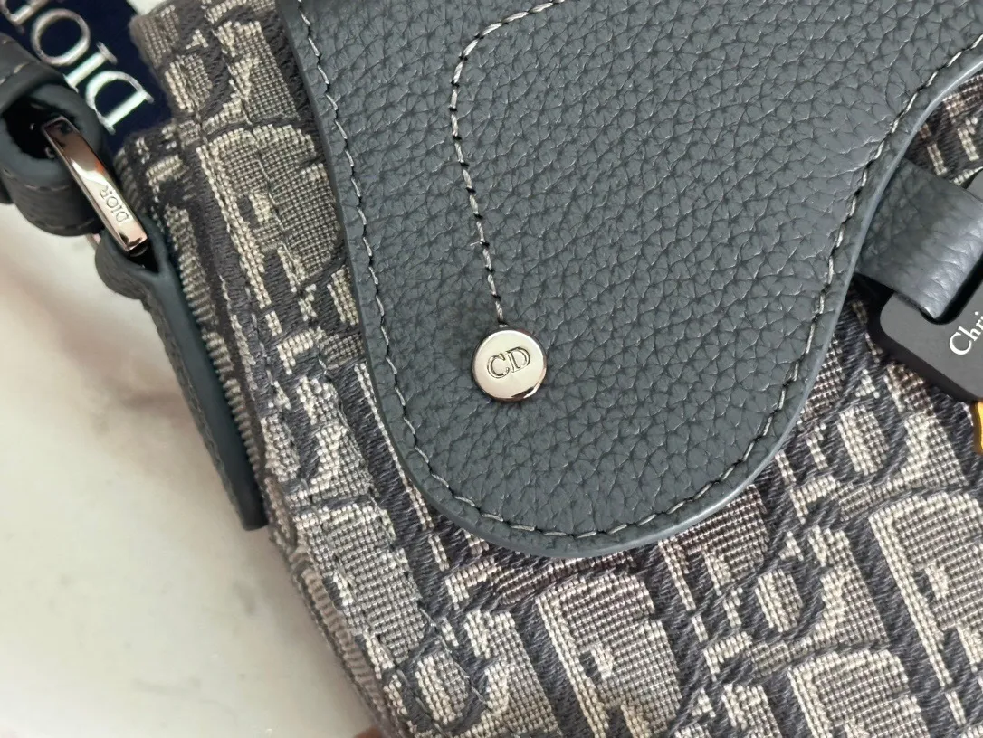 All categories 💚 Top version men’s bags 💚 DIOR 2025 official website new DIOR crossbody bag