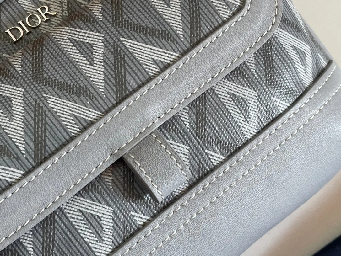All categories 💚 Top version men’s bags 💚 DIOR 2025 official website new DIOR crossbody bag