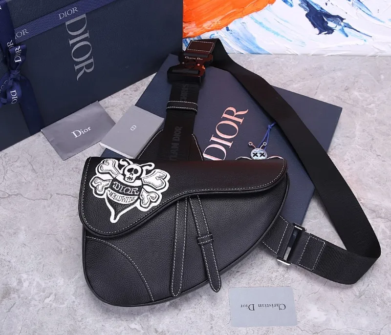 All categories 💚 Top version men’s bags 💚 DIOR 2025 official website new DIOR crossbody bag
