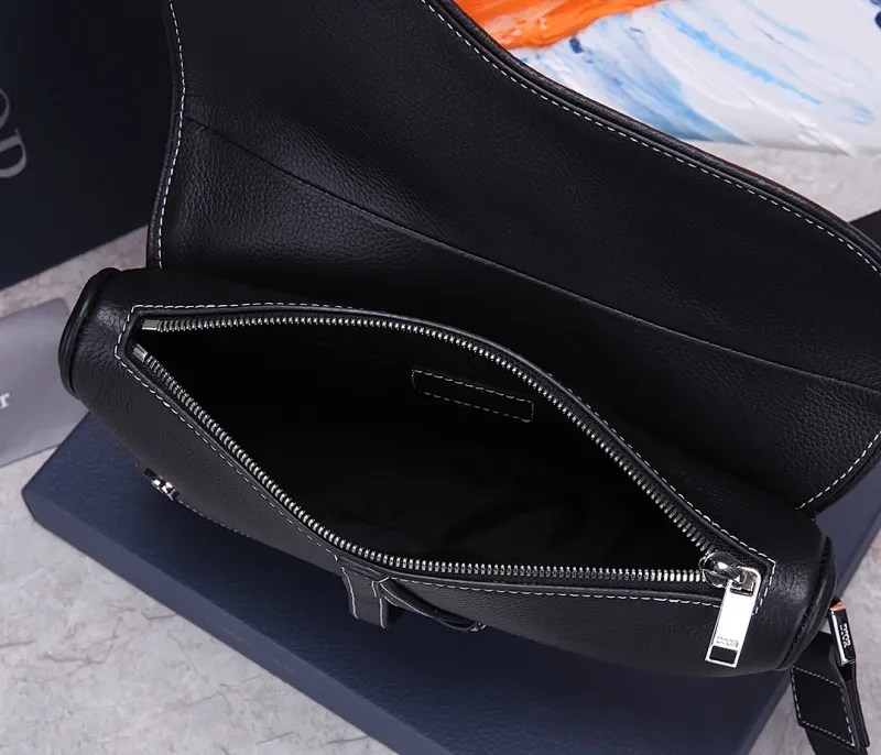 All categories 💚 Top version men’s bags 💚 DIOR 2025 official website new DIOR crossbody bag