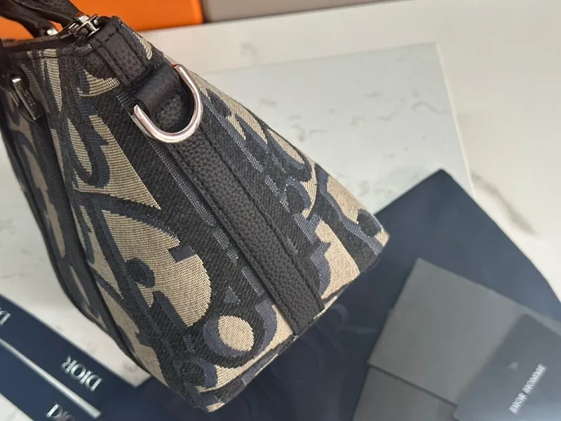 All categories 💚 Top version men’s bags 💚 DIOR 2025 official website new DIOR handbag