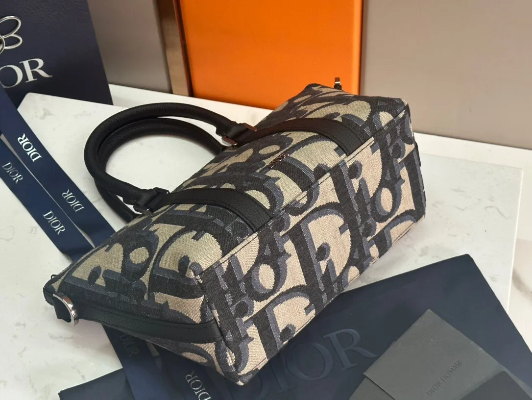 All categories 💚 Top version men’s bags 💚 DIOR 2025 official website new DIOR handbag