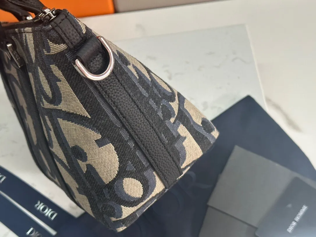 All categories 💚 Top version men’s bags 💚 DIOR 2025 official website new DIOR handbag