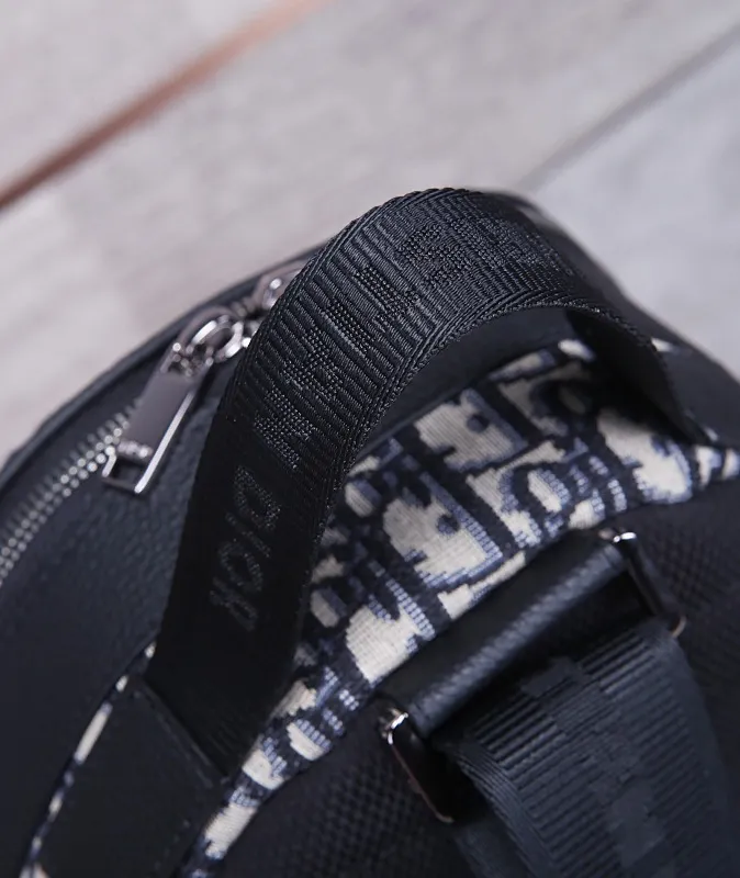 All categories 💚 Top version men’s bags 💚 DIOR 2025 official website new DIOR crossbody bag