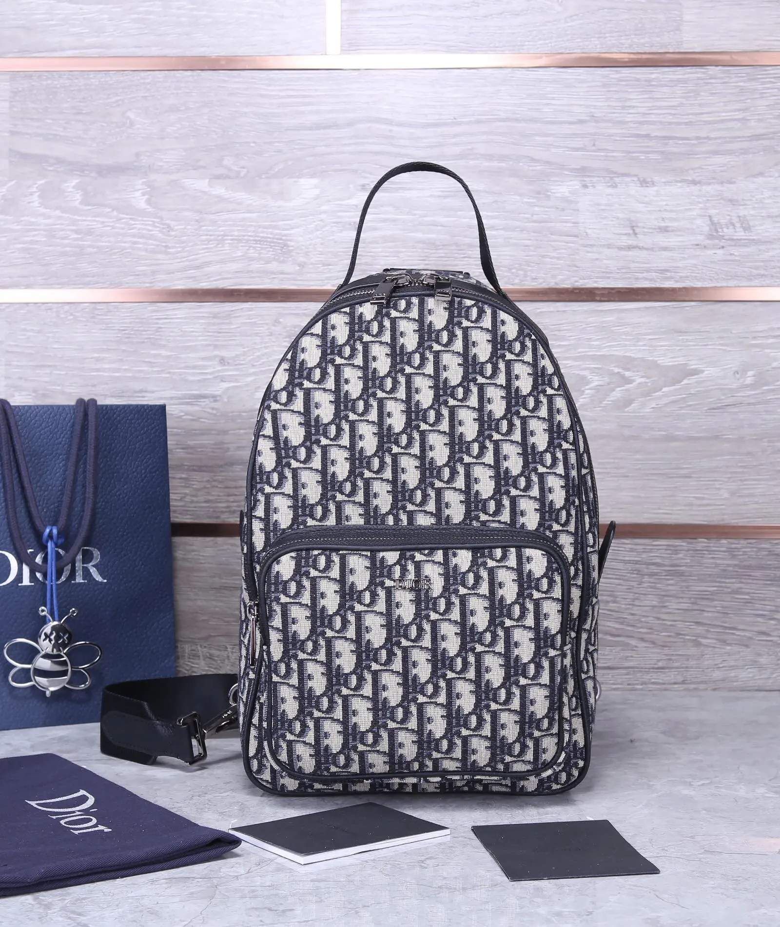 All categories 💚 Top version men’s bags 💚 DIOR 2025 official website new DIOR crossbody bag
