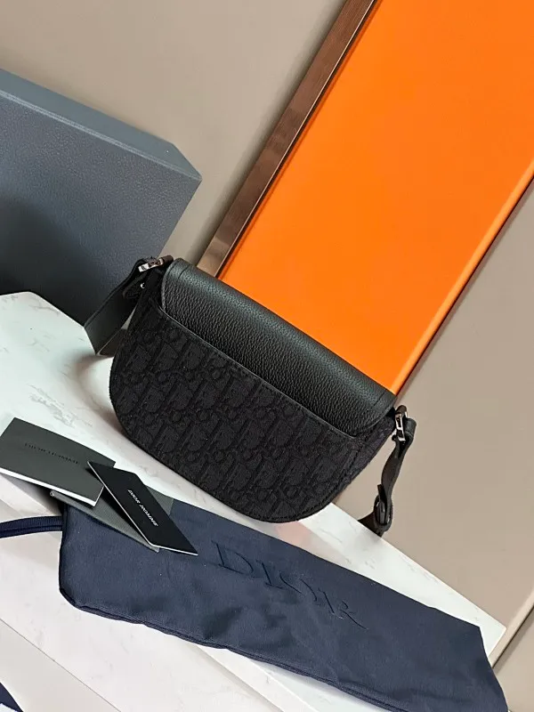 All categories 💚 Top version men’s bags 💚 DIOR 2025 official website new DIOR crossbody bag