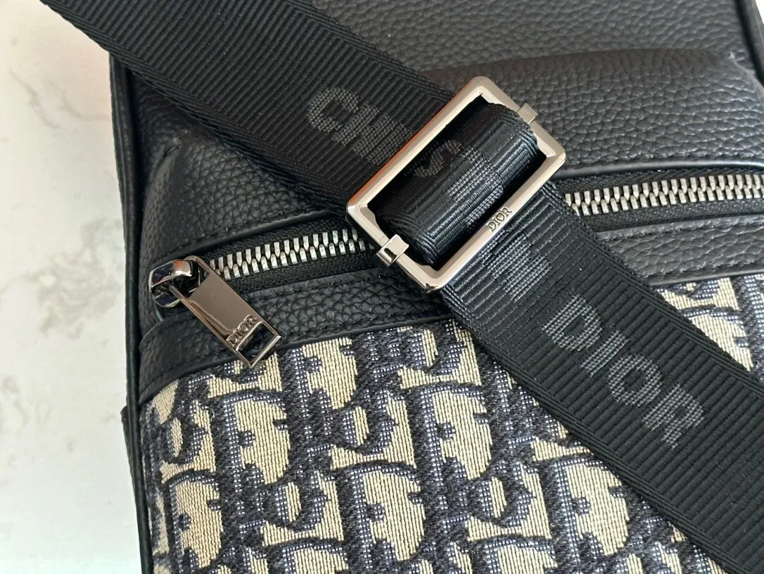 All categories 💚 Top version men’s bags 💚 DIOR 2025 official website new DIOR crossbody bag