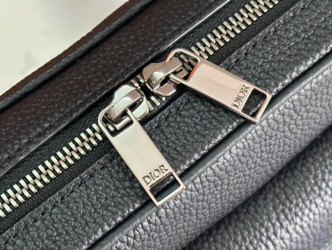 All categories 💚 Top version men’s bags 💚 DIOR 2025 official website new DIOR crossbody bag