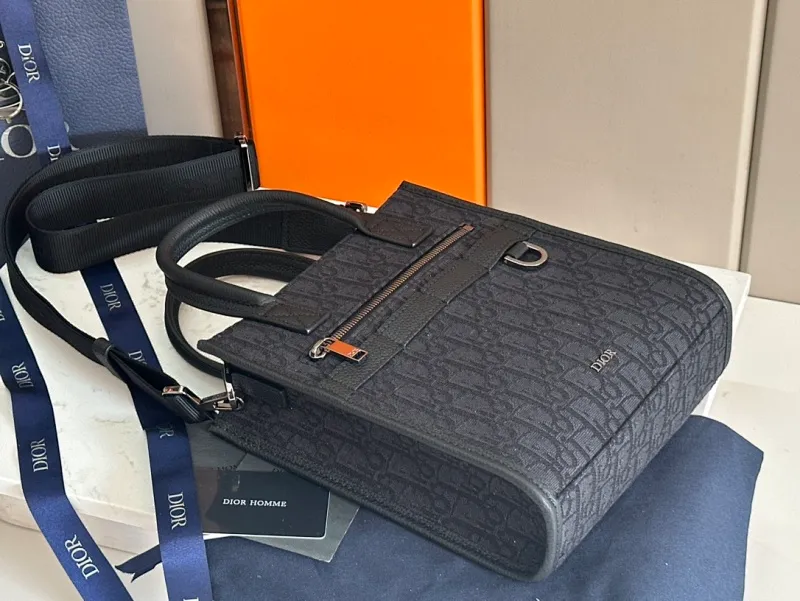 All categories 💚 Top version men’s bags 💚 DIOR 2025 official website new DIOR crossbody bag
