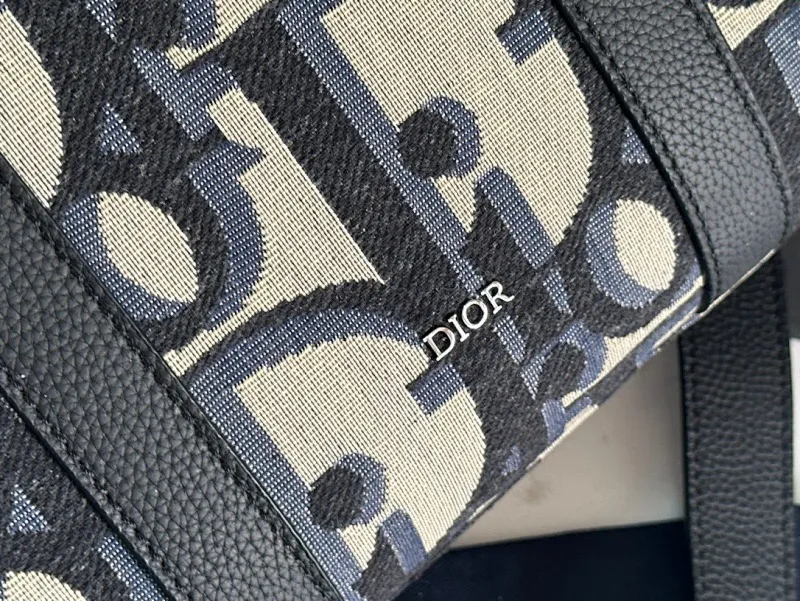 All categories 💚 Top version men’s bags 💚 DIOR 2025 official website new DIOR handbag