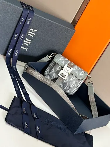 All categories 💚 Top version men’s bags 💚 DIOR 2025 official website new DIOR crossbody bag