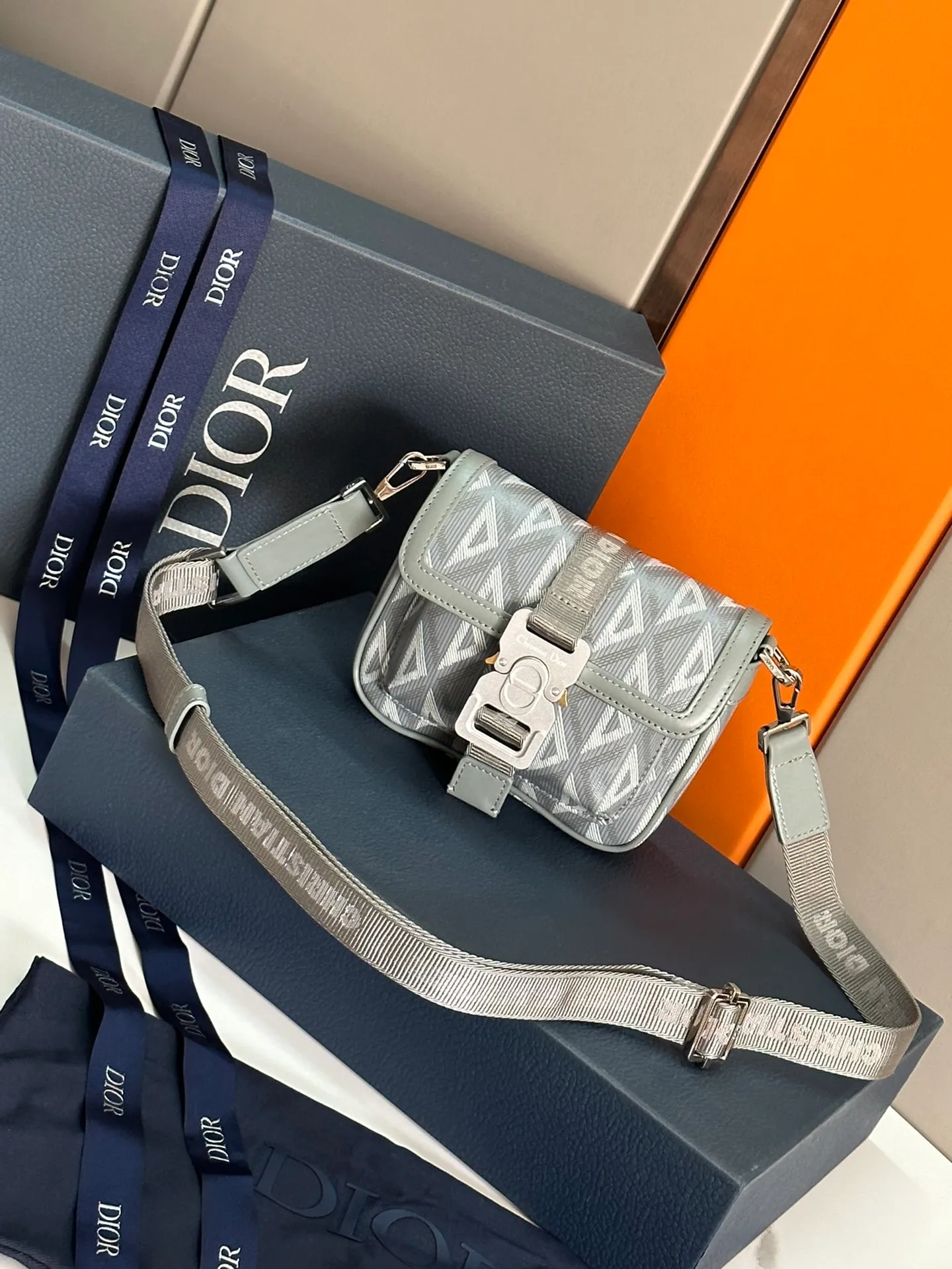 All categories 💚 Top version men’s bags 💚 DIOR 2025 official website new DIOR crossbody bag