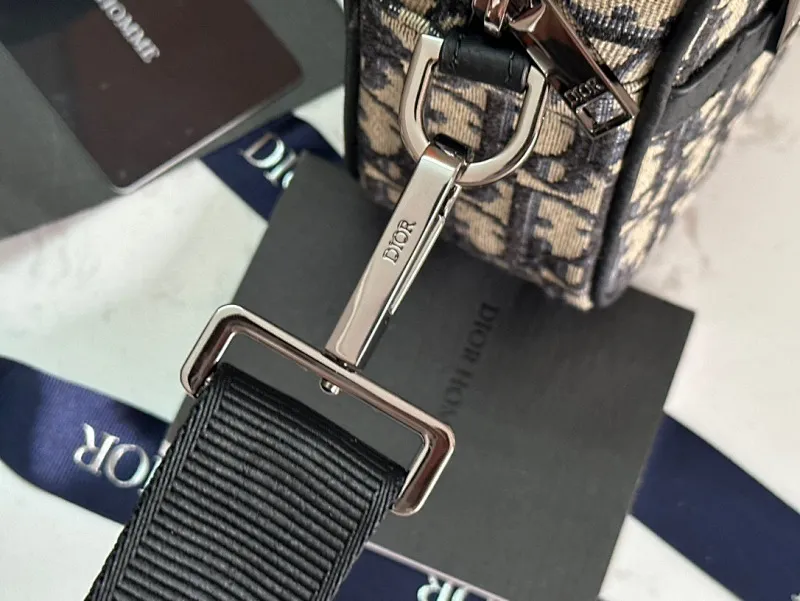 All categories 💚 Top version men’s bags 💚 DIOR 2025 official website new DIOR crossbody bag