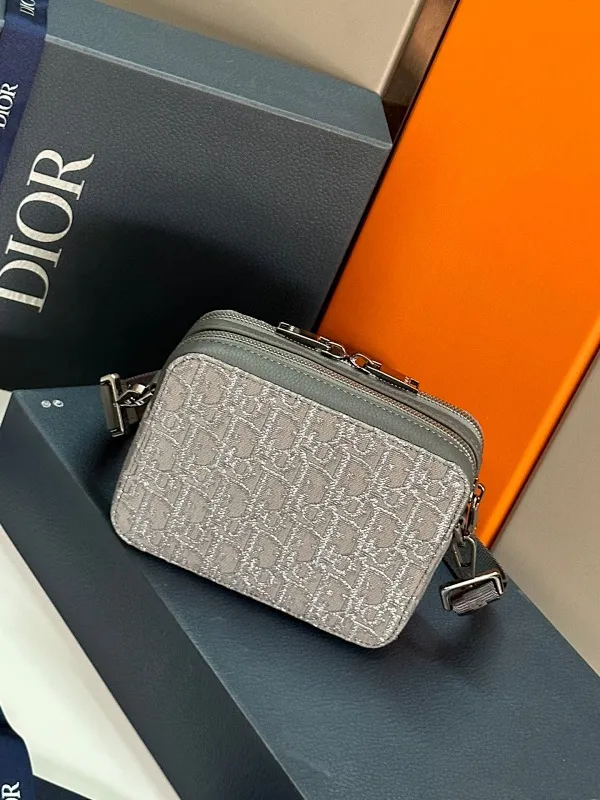 All categories 💚 Top version men’s bags 💚 DIOR 2025 official website new DIOR crossbody bag