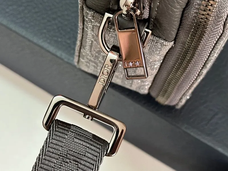 All categories 💚 Top version men’s bags 💚 DIOR 2025 official website new DIOR crossbody bag