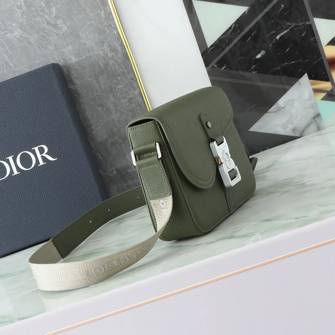 All categories 💚 Top version men’s bags 💚 DIOR 2025 official website new DIOR crossbody bag