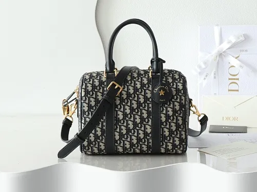 All categories 💚 Top version men’s bags 💚 DIOR 2025 official website new DIOR crossbody bag
