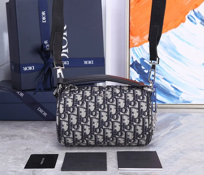 All categories 💚 Top version men’s bags 💚 DIOR 2025 official website new DIOR crossbody bag
