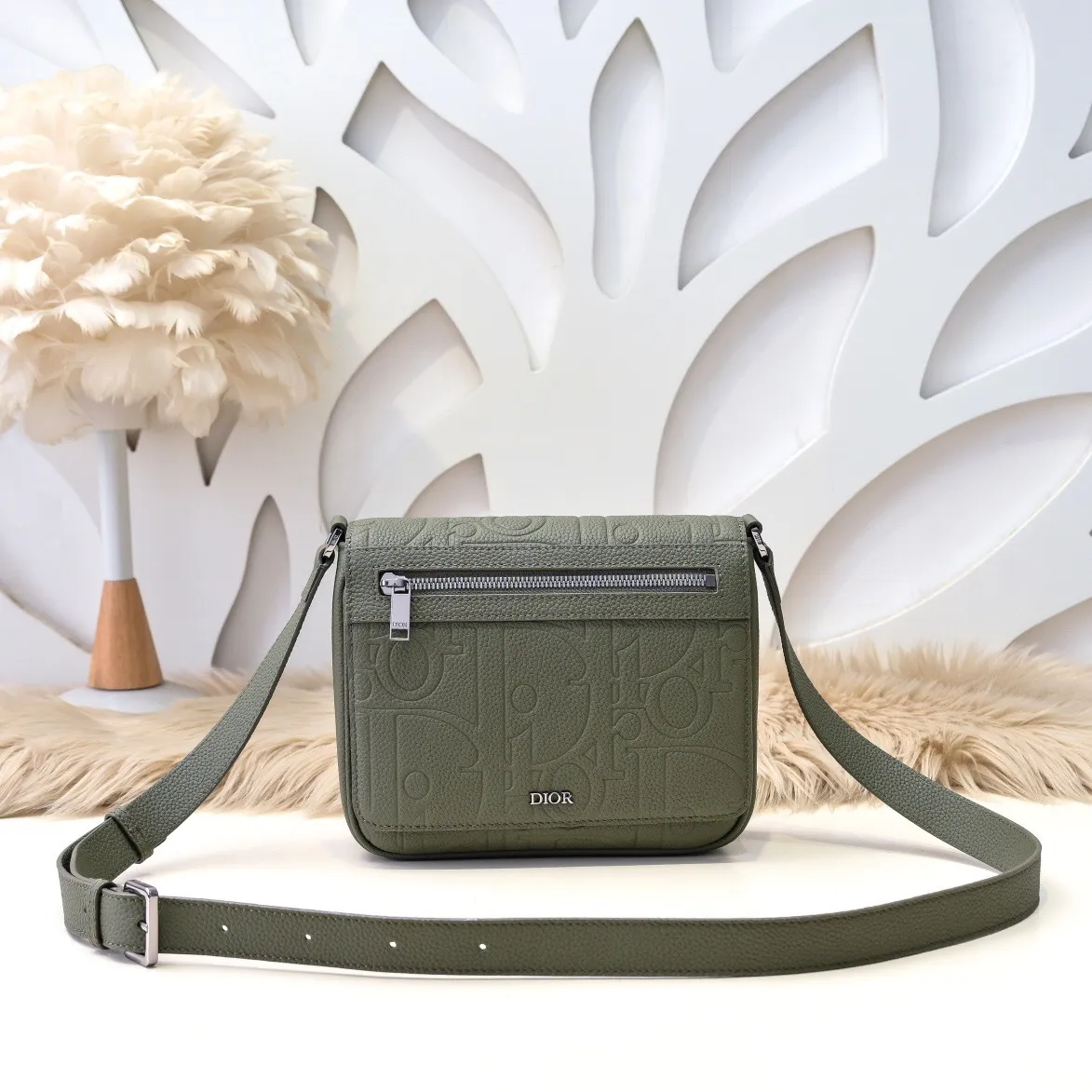 All categories 💚 Top version men’s bags 💚 DIOR 2025 official website new DIOR crossbody bag