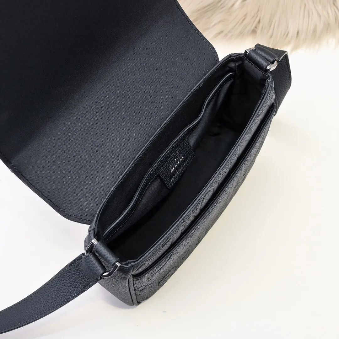 All categories 💚 Top version men’s bags 💚 DIOR 2025 official website new DIOR crossbody bag