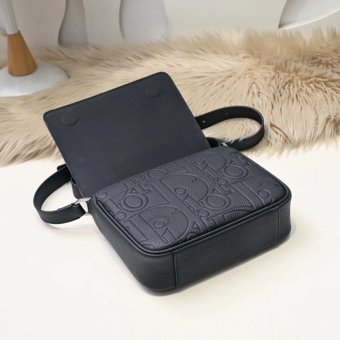 All categories 💚 Top version men’s bags 💚 DIOR 2025 official website new DIOR crossbody bag
