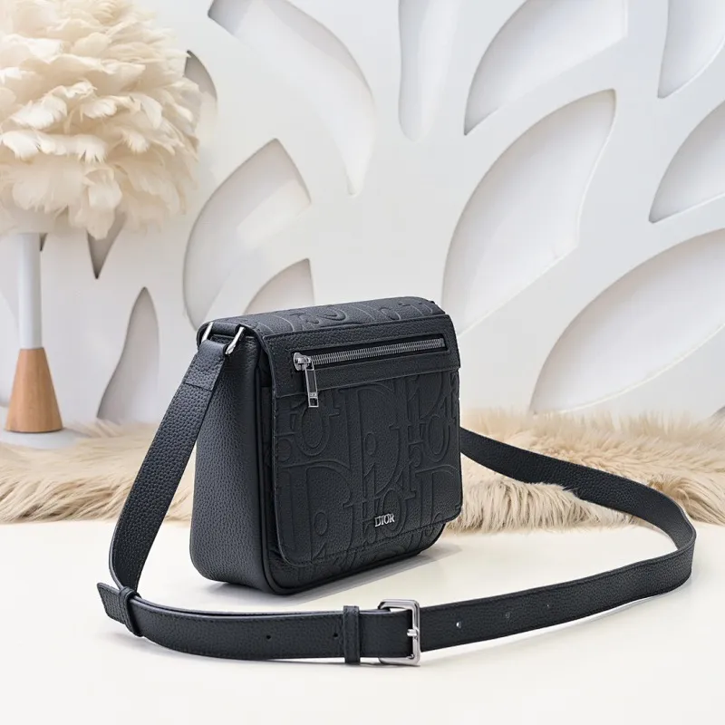 All categories 💚 Top version men’s bags 💚 DIOR 2025 official website new DIOR crossbody bag