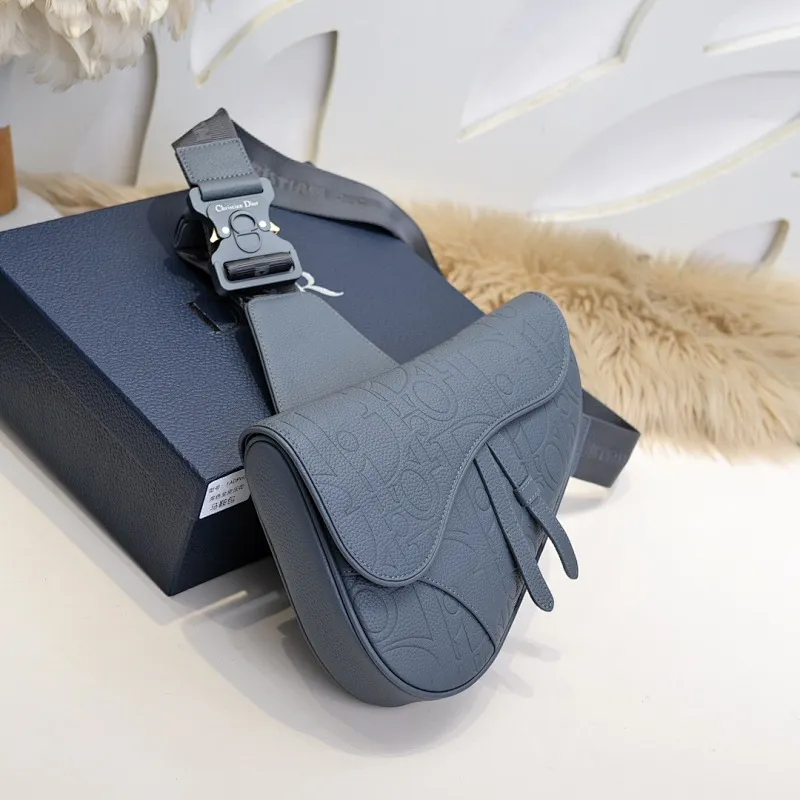 All categories 💚 Top version men’s bags 💚 DIOR 2025 official website new DIOR crossbody bag