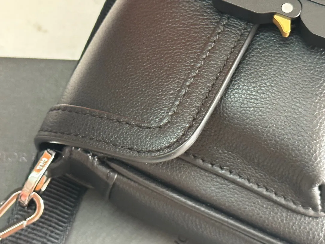 All categories 💚 Top version men’s bags 💚 DIOR 2025 official website new DIOR crossbody bag