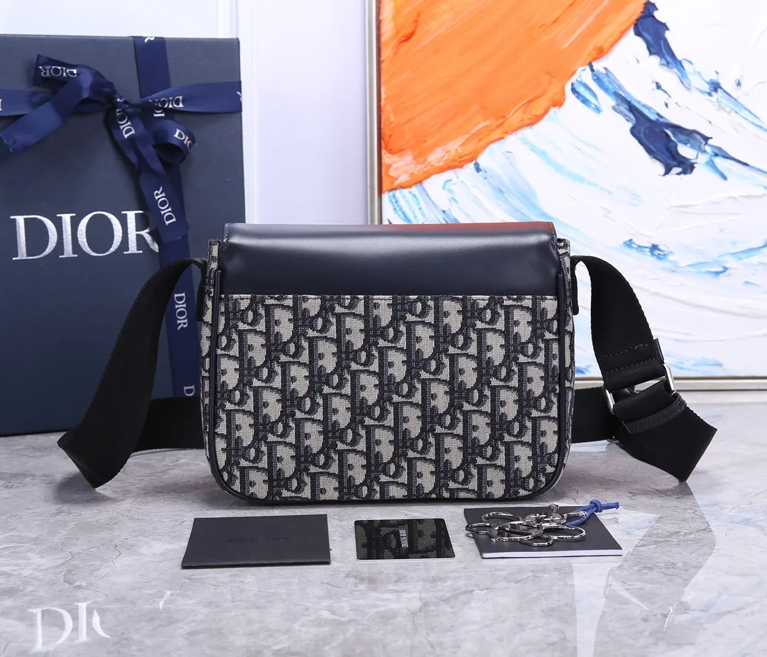 All categories 💚 Top version men’s bags 💚 DIOR 2025 official website new DIOR crossbody bag