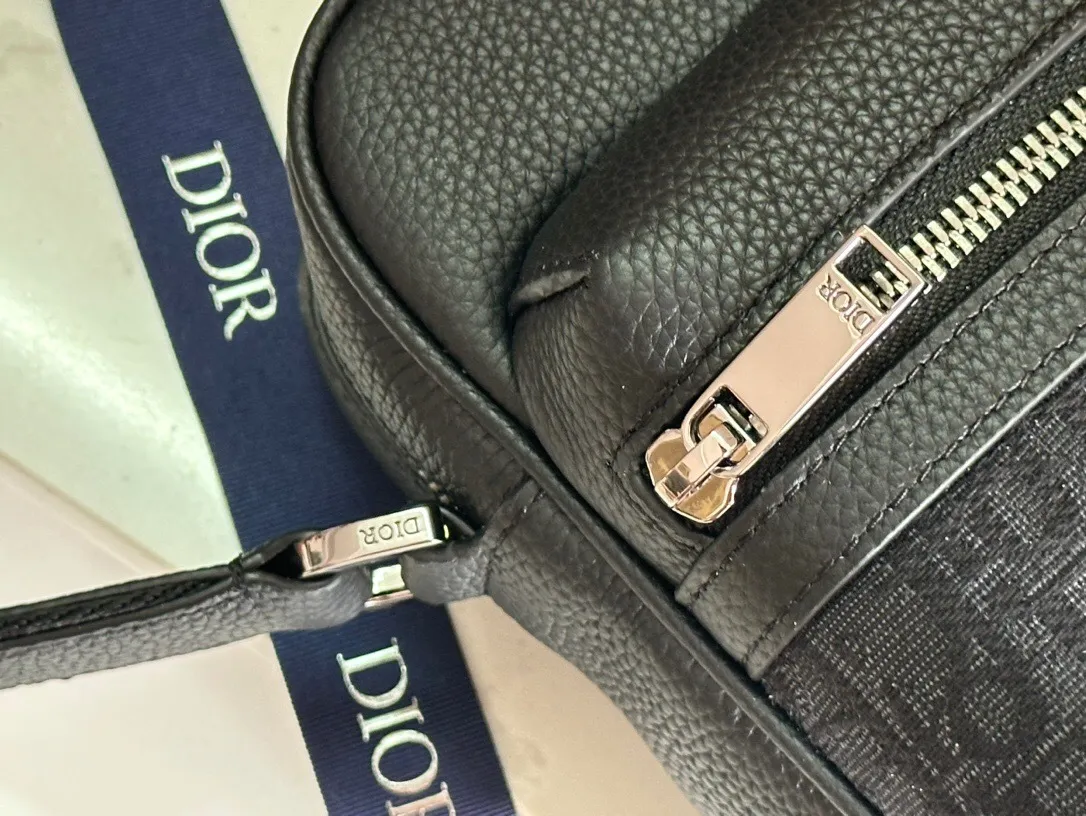 All categories 💚 Top version men’s bags 💚 DIOR 2025 official website new DIOR crossbody bag