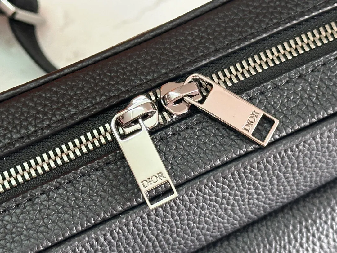 All categories 💚 Top version men’s bags 💚 DIOR 2025 official website new DIOR crossbody bag