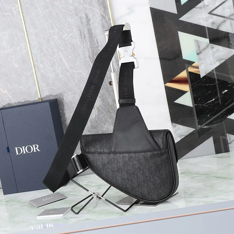 All categories 💚 Top version men’s bags 💚 DIOR 2025 official website new DIOR crossbody bag