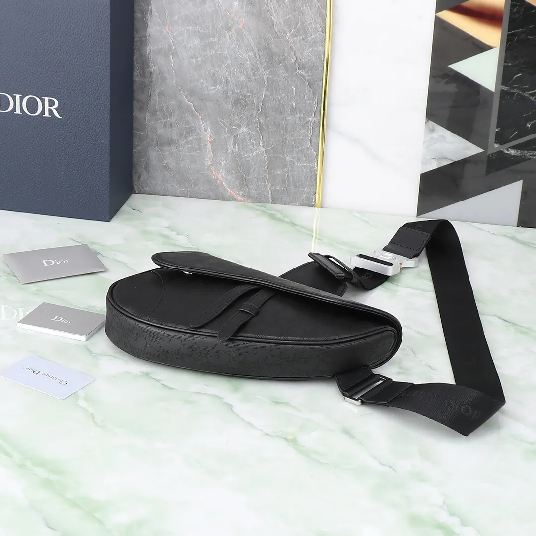 All categories 💚 Top version men’s bags 💚 DIOR 2025 official website new DIOR crossbody bag