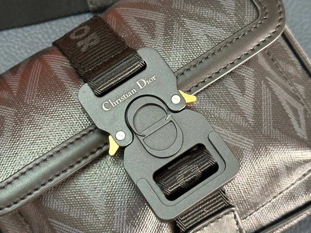 All categories 💚 Top version men’s bags 💚 DIOR 2025 official website new DIOR crossbody bag
