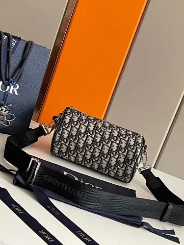 All categories 💚 Top version men’s bags 💚 DIOR 2025 official website new DIOR crossbody bag