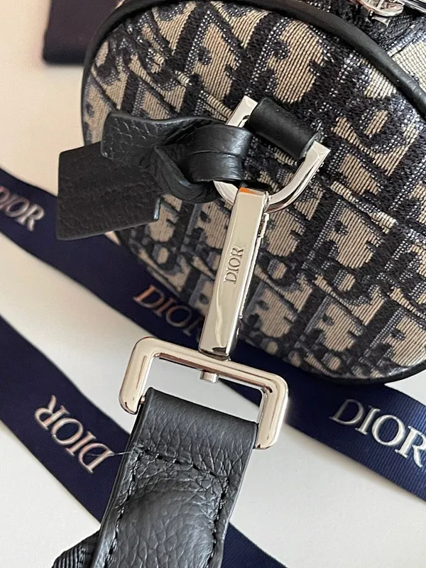 All categories 💚 Top version men’s bags 💚 DIOR 2025 official website new DIOR crossbody bag